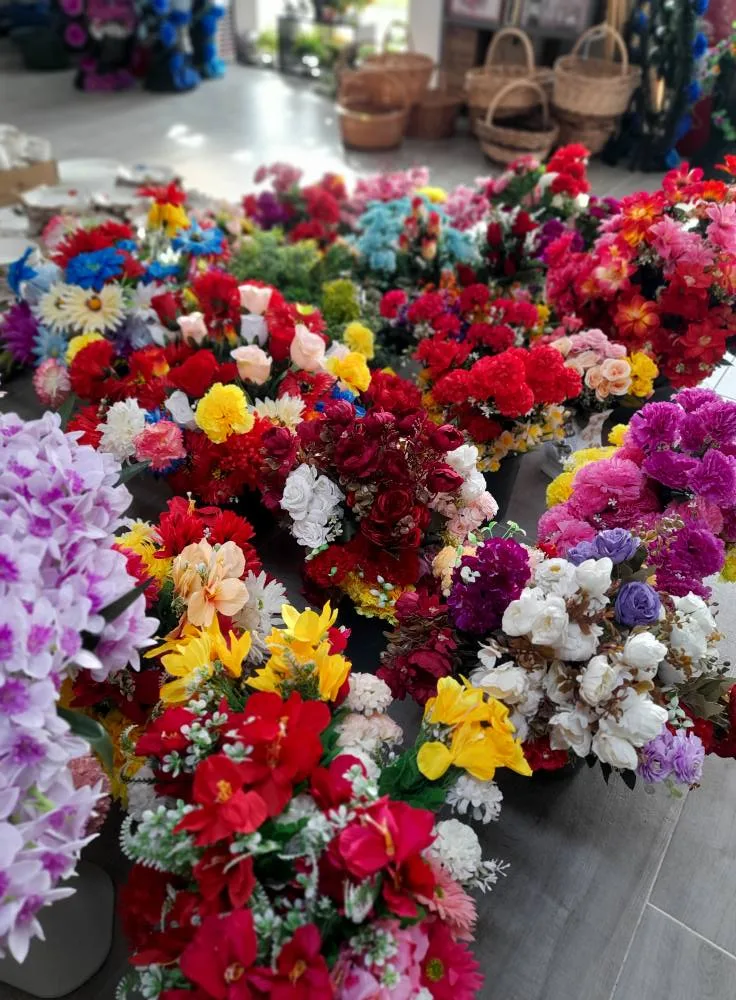 Aranjamente florale pentru ceremonia funerară